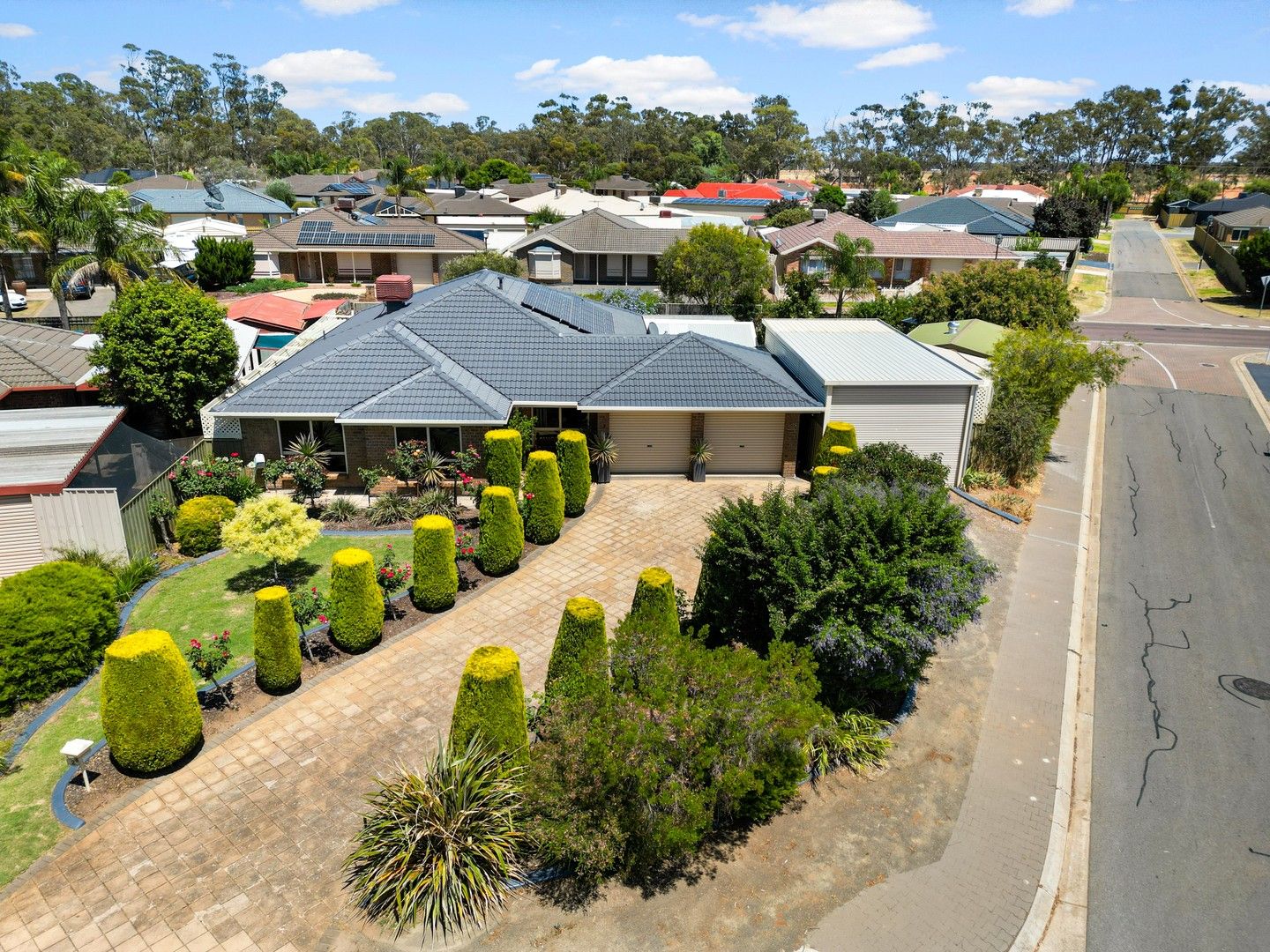 2 Finch Close, Andrews Farm SA 5114, Image 0