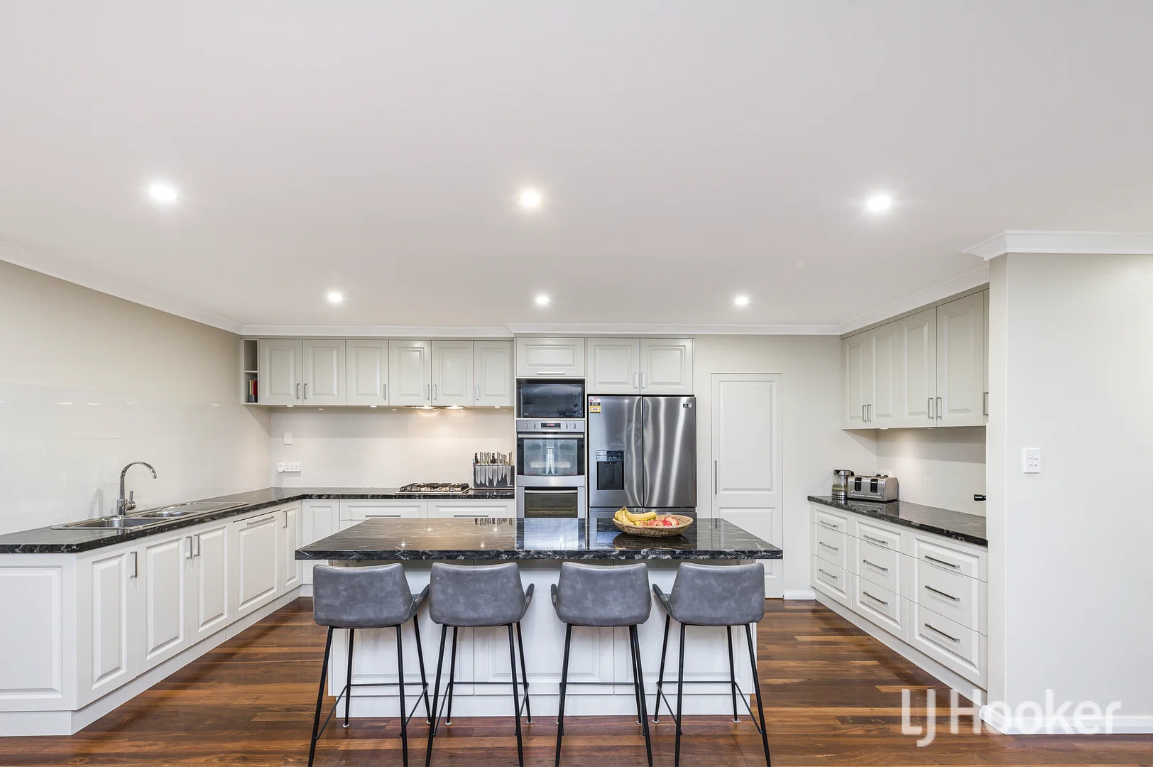 Additional image 6 of 28 School Road, Karragullen WA 6111