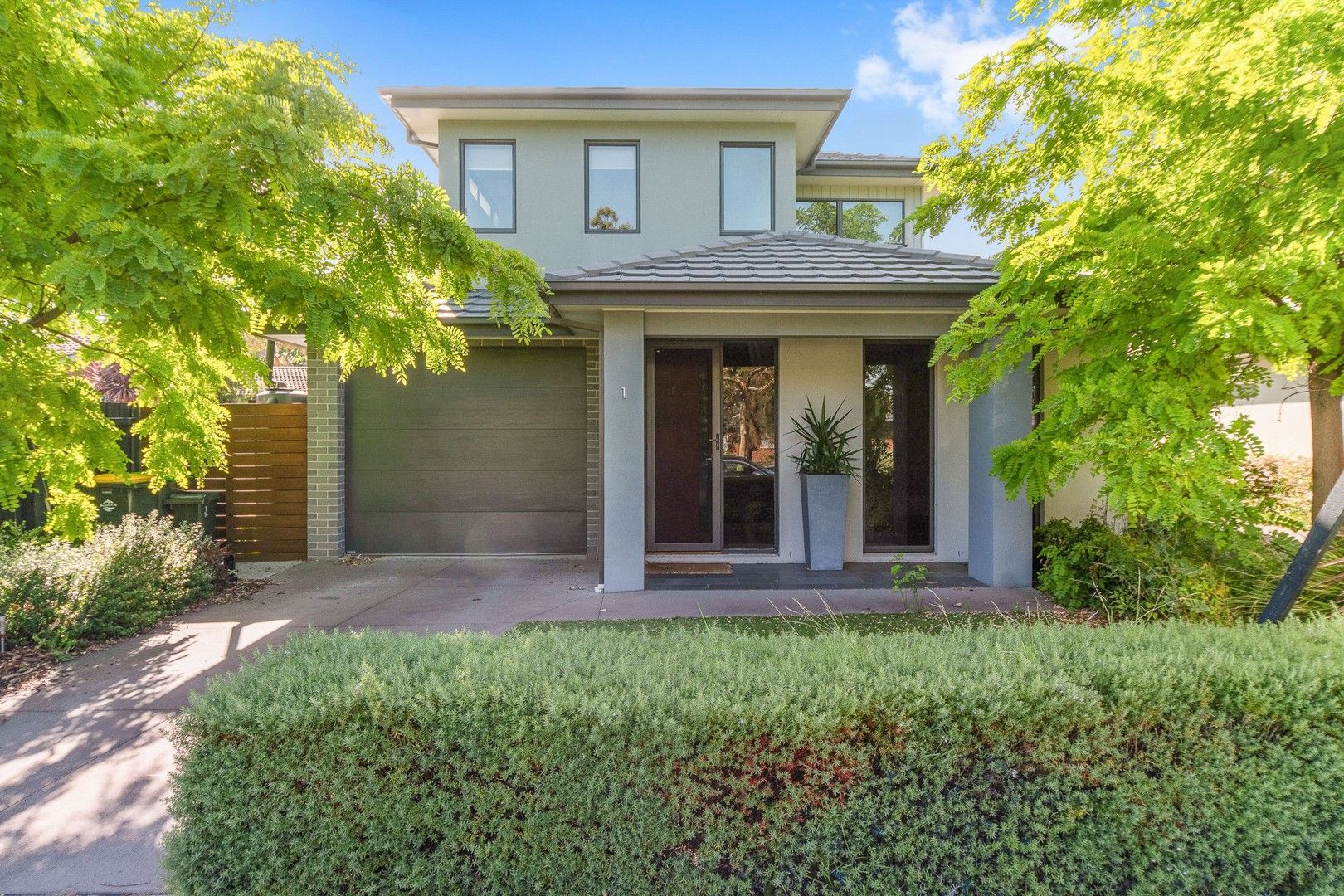 3 bedrooms Townhouse in 1/14 Duncan Avenue SEAFORD VIC, 3198