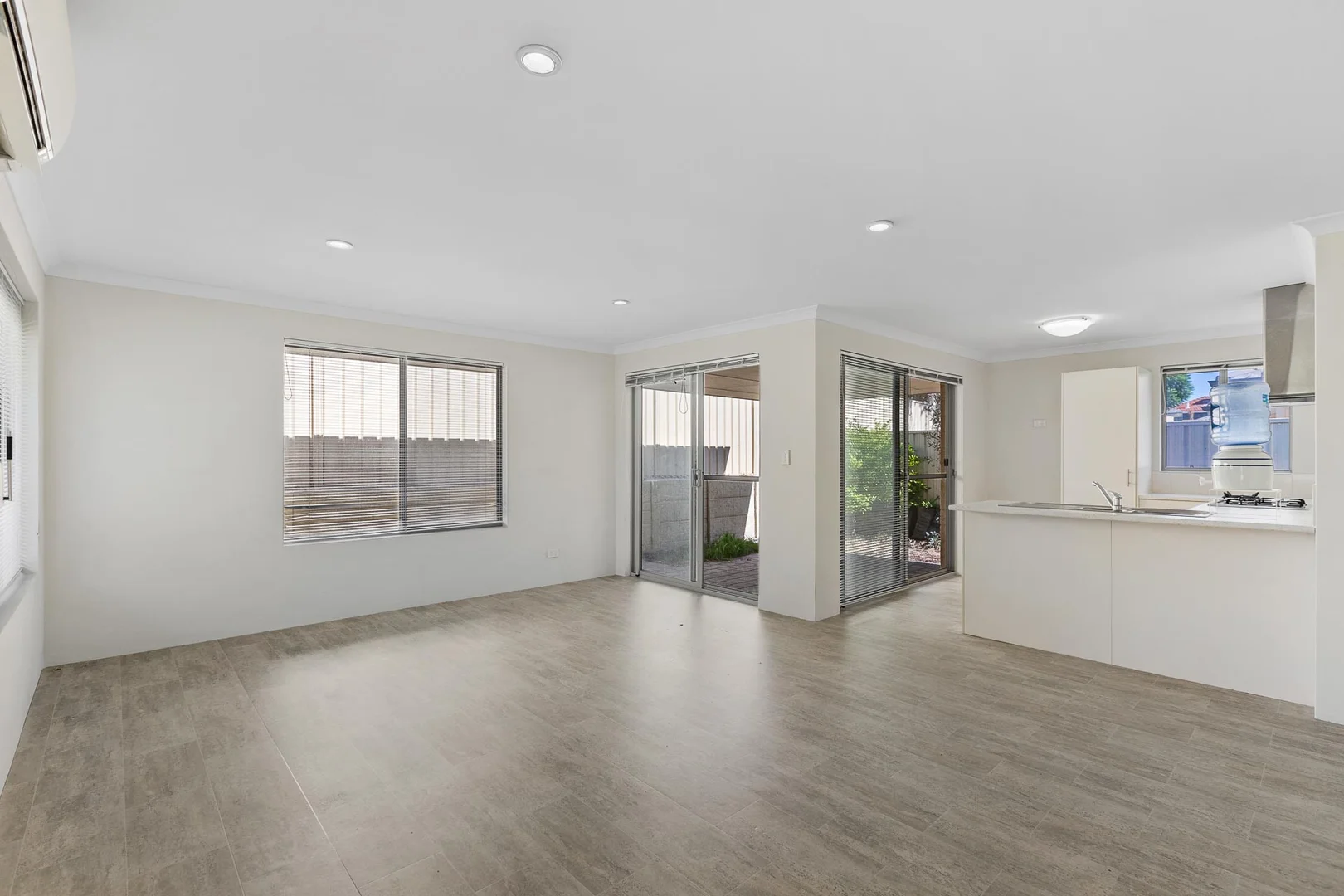 Additional image 6 of 8/160 Williamson Avenue, Cloverdale WA 6105