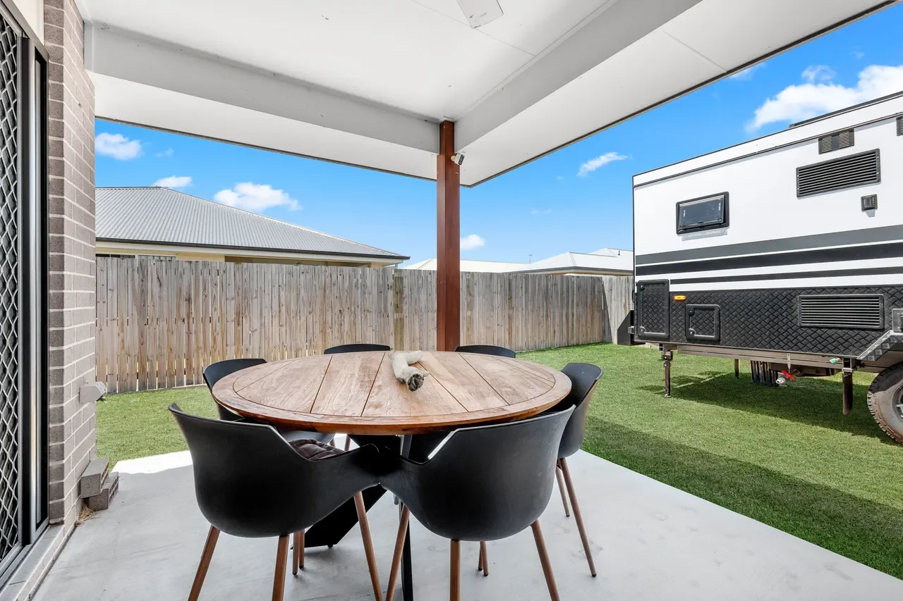 Additional image 14 of 40 Sailaway Circuit, Eli Waters QLD 4655