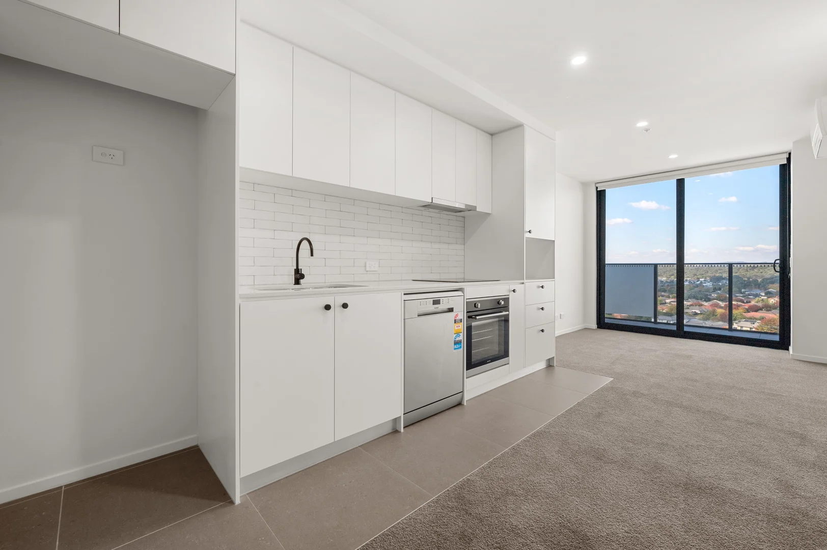 Additional image 4 of 1111/90 Swain Street, Gungahlin ACT 2912