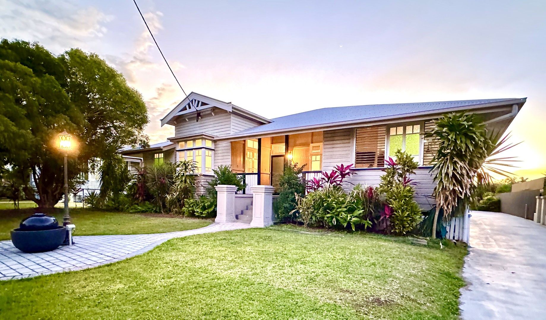 4 bedrooms House in 91 Wickham Street AYR QLD, 4807
