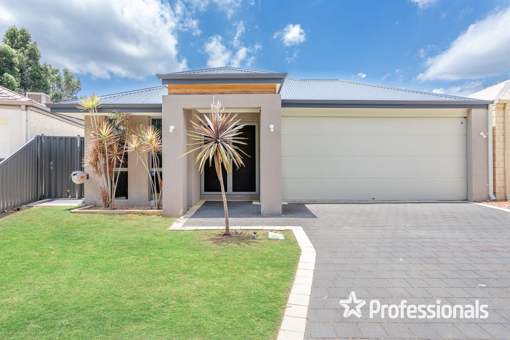 3 Lifford Court, Hilbert WA 6112, Image 0