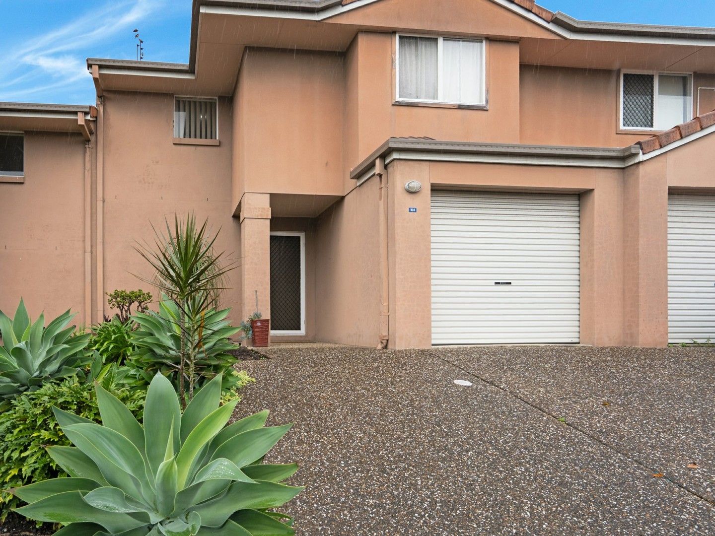 3 bedrooms Townhouse in 104/1 Coelia Court CARRARA QLD, 4211