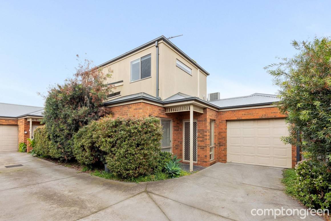 Picture of 2/21 Basil Street, NEWPORT VIC 3015