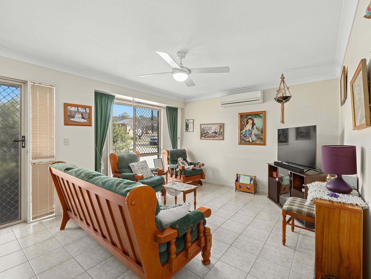 18 Willowtree Drive, Flinders View QLD 4305, Image 2