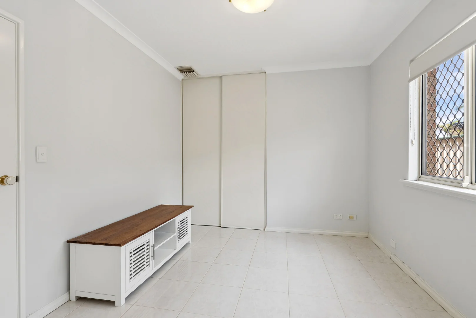 Additional image 11 of 1B Bonville Glen, Jandakot WA 6164