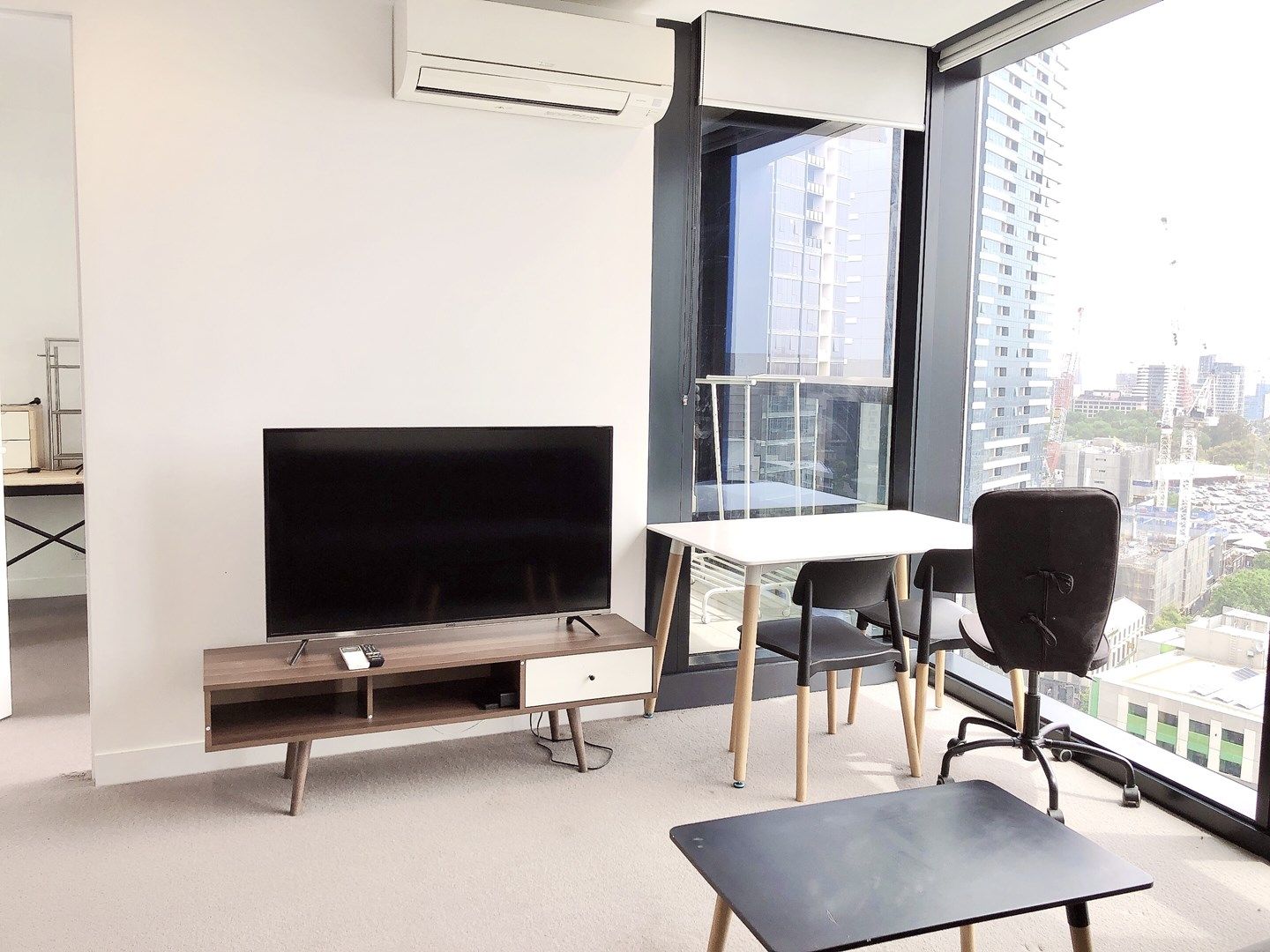 2 bedrooms Apartment / Unit / Flat in 1611/160 Victoria Street CARLTON VIC, 3053