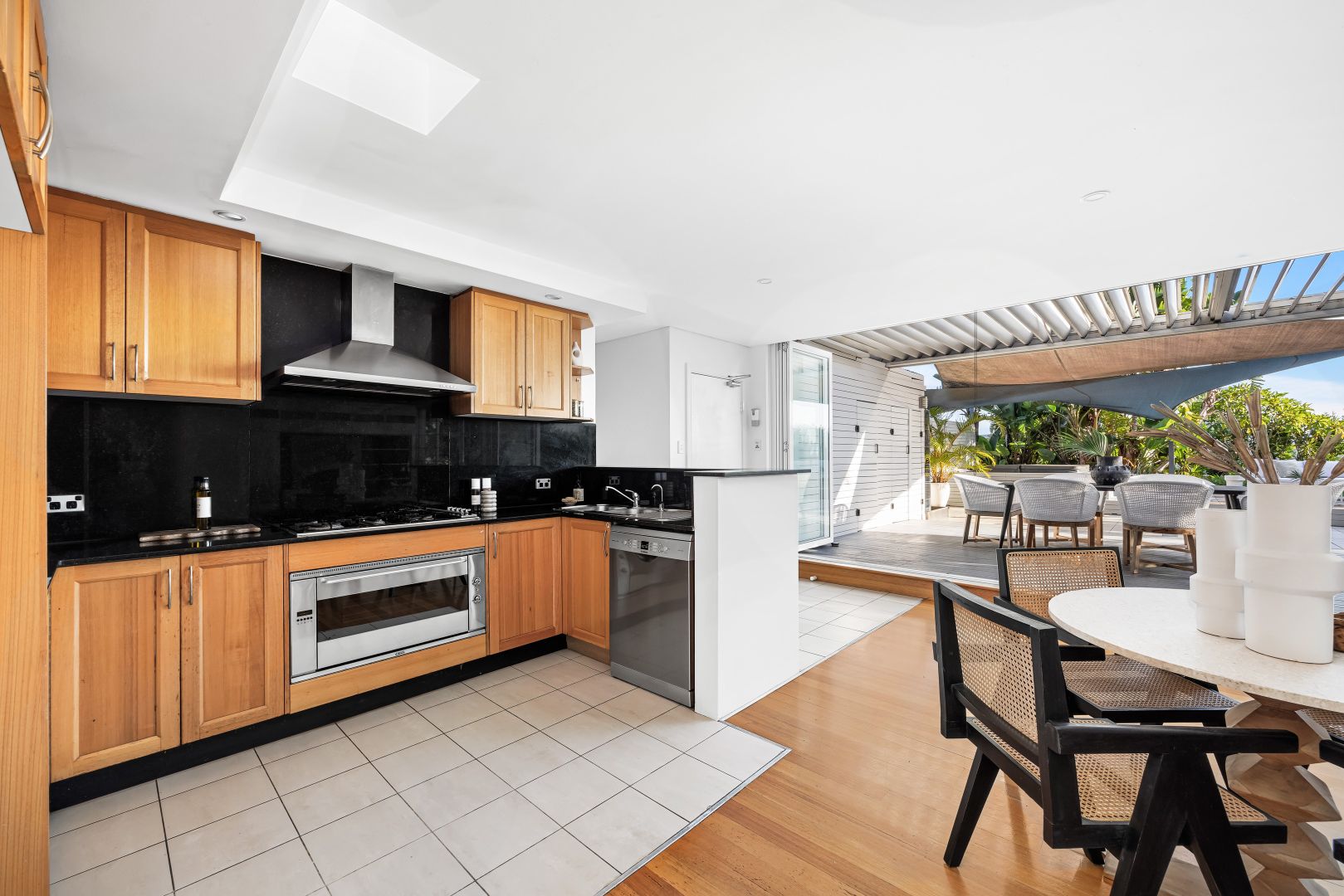 23/27-29 Sturdee Parade, Dee Why NSW 2099, Image 2