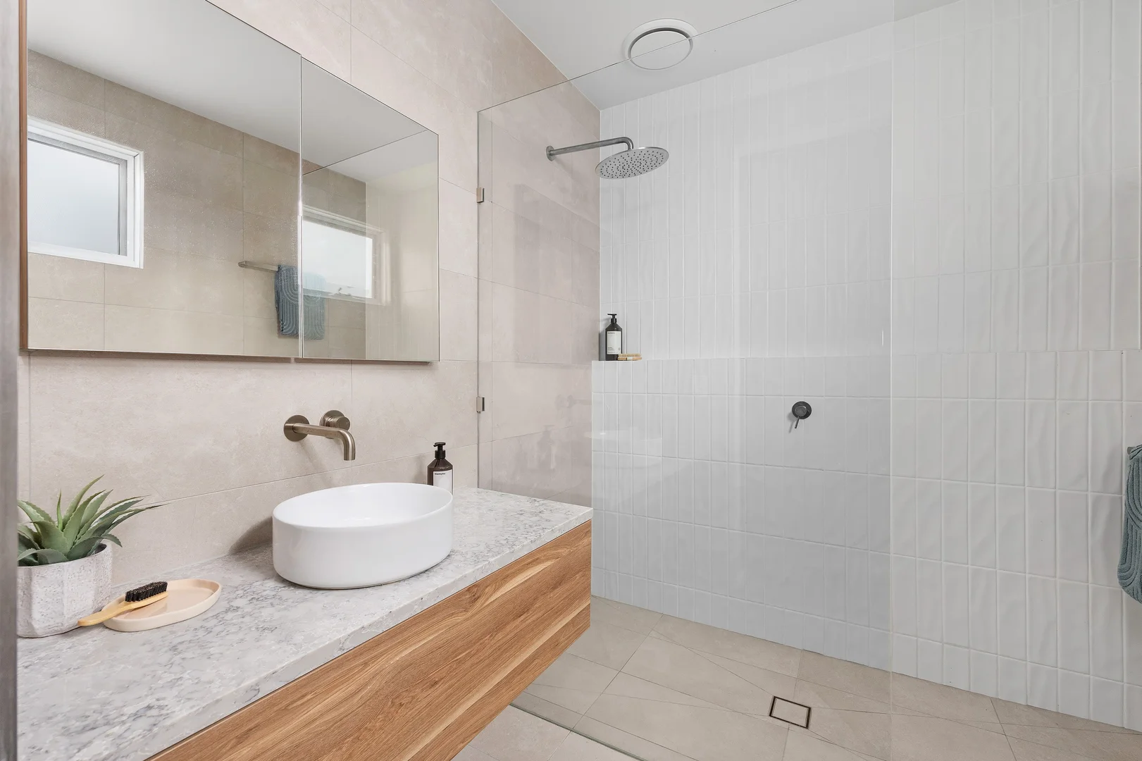 Additional image 15 of 2/76 Somers Avenue, Macleod VIC 3085