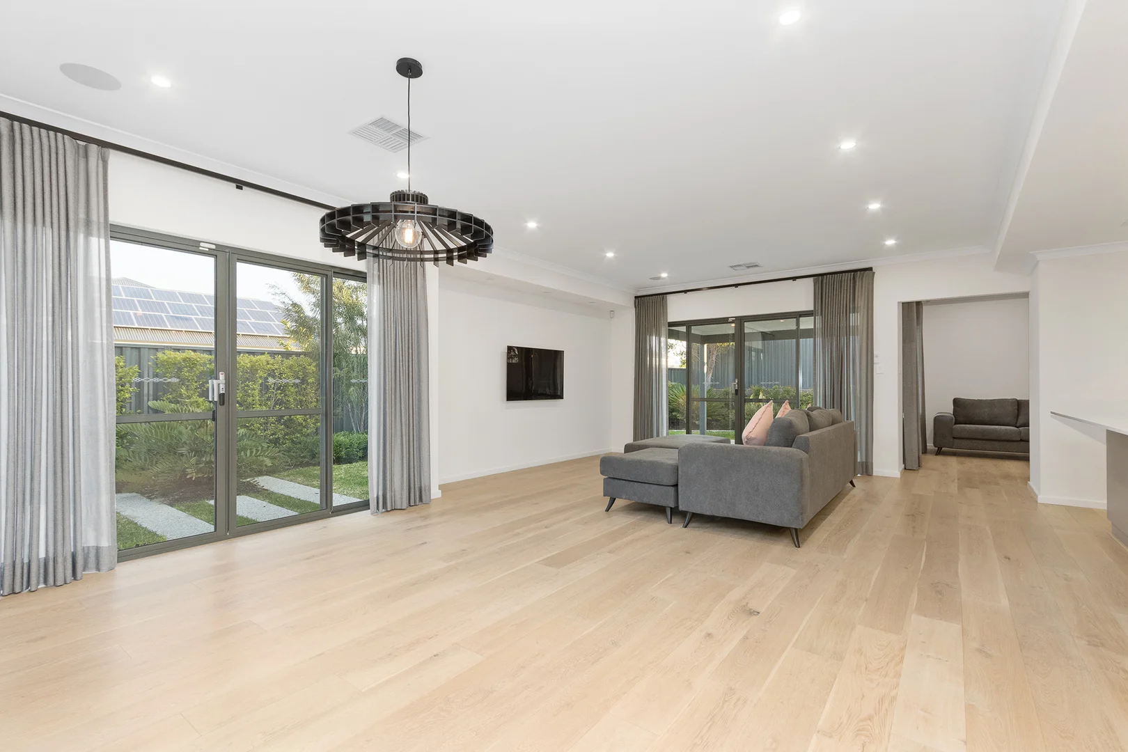 Additional image 30 of 20 Serpentine Drive, South Guildford WA 6055