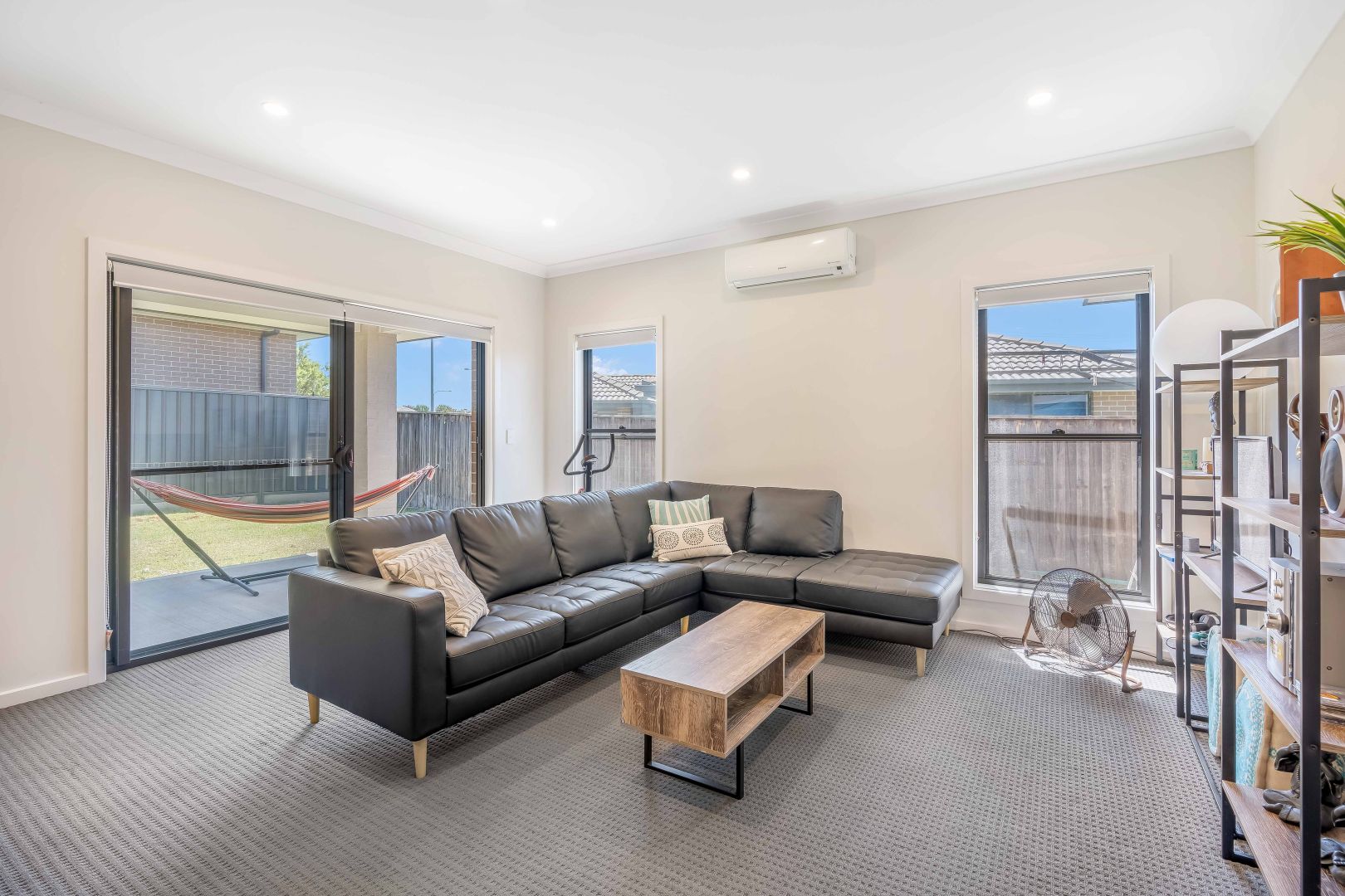 5/267 Denton Park Drive, Aberglasslyn NSW 2320, Image 2