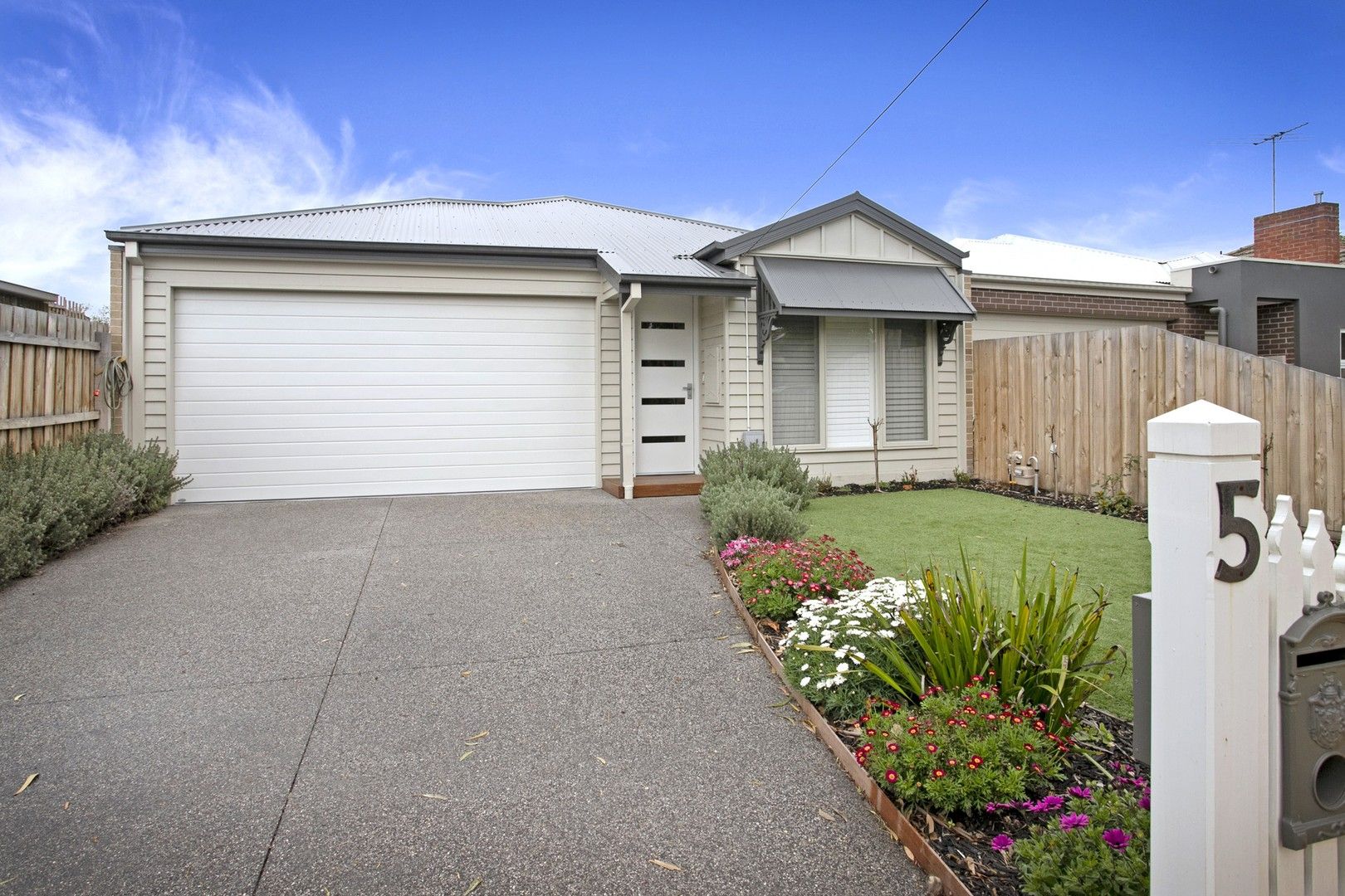 4 bedrooms House in 5 Melrose Street NEWPORT VIC, 3015