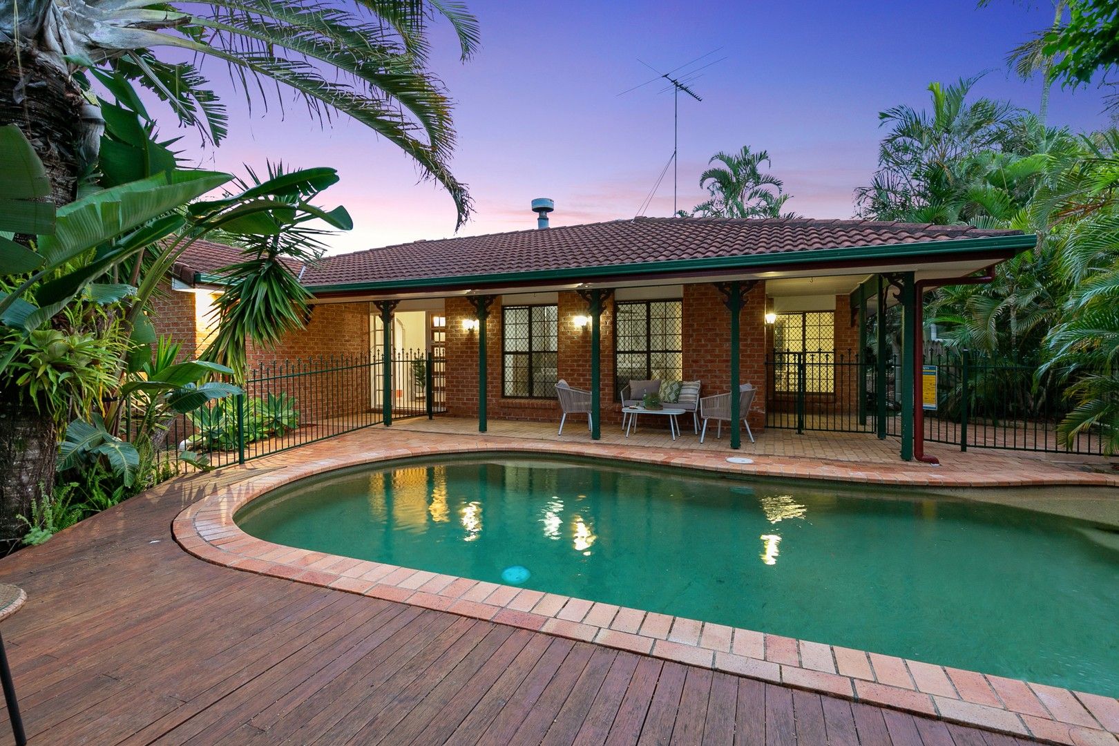 4 bedrooms House in 26 Wambaya Street BELMONT QLD, 4153