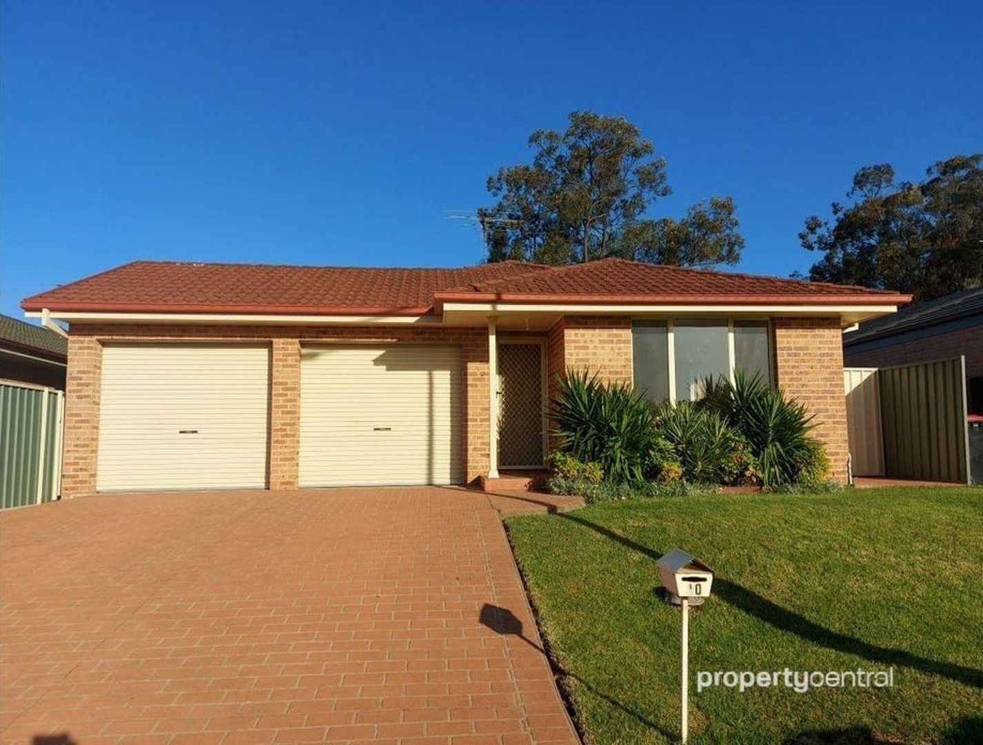 4 bedrooms House in 10 Cassar Cres CRANEBROOK NSW, 2749