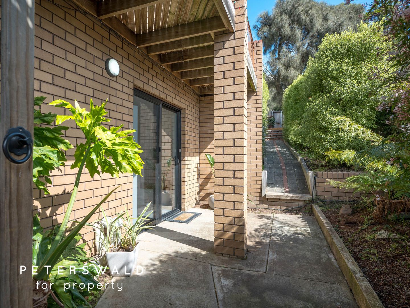 19 Elwood Drive, Lindisfarne TAS 7015, Image 1