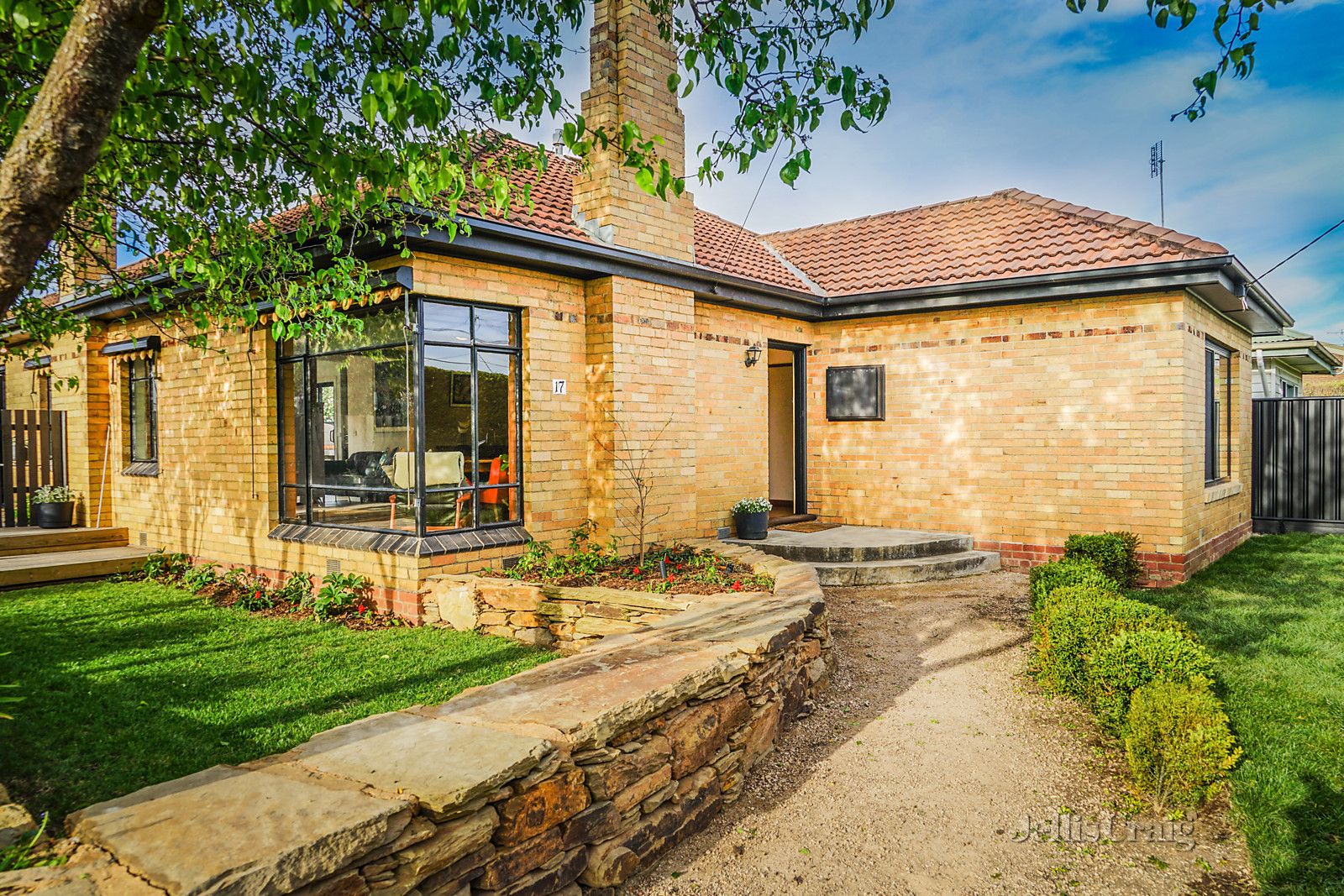 17 Bodkin Street, Kyneton VIC 3444, Image 2