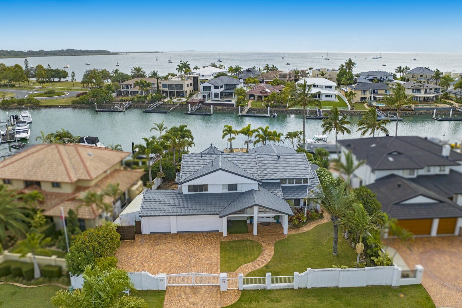 55 Seacrest Court, Raby Bay QLD 4163, Image 1