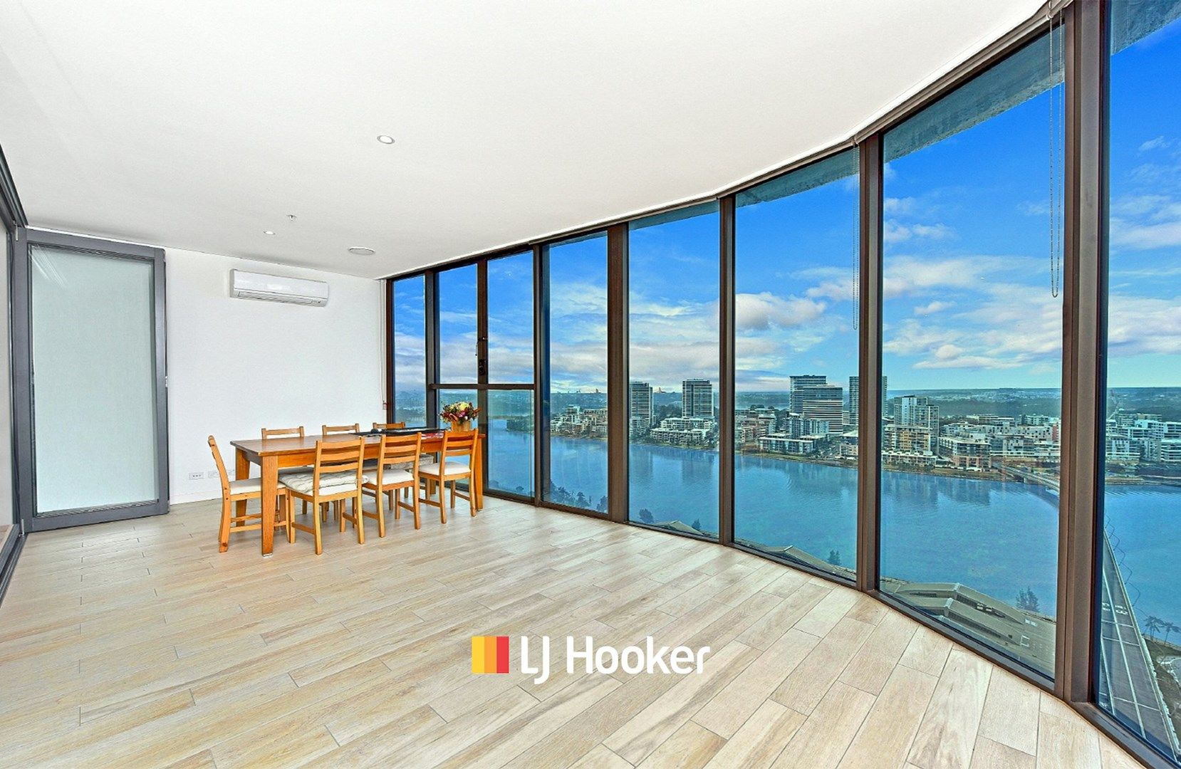 2408/11 Wentworth Place, Wentworth Point NSW 2127, Image 2