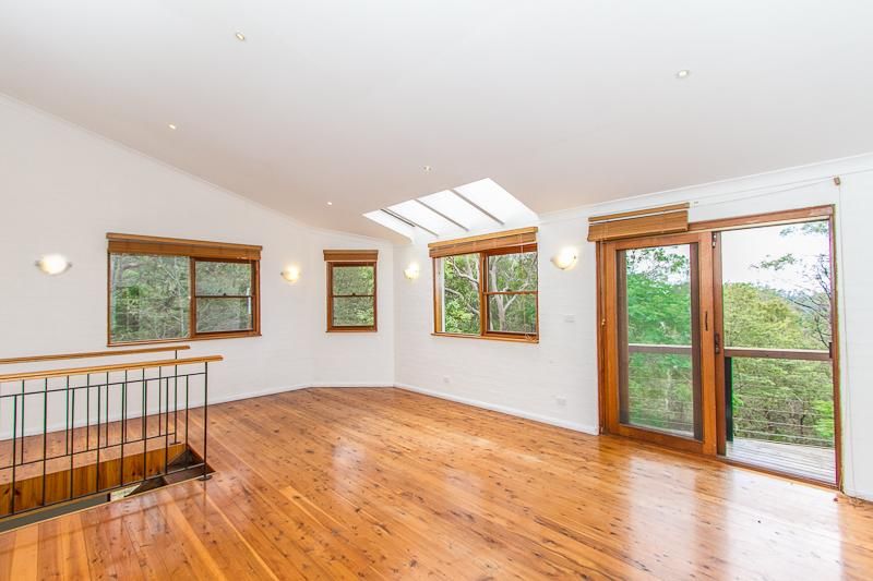 61 Serpentine Lane, Bowen Mountain Property History & Address