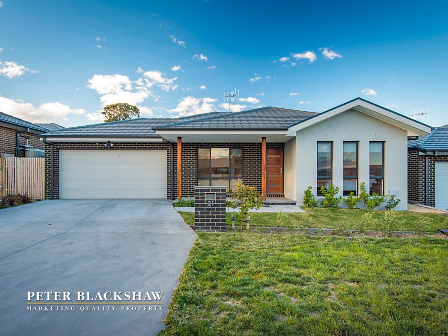 21 Griffiths Link, Googong NSW 2620, Image 0