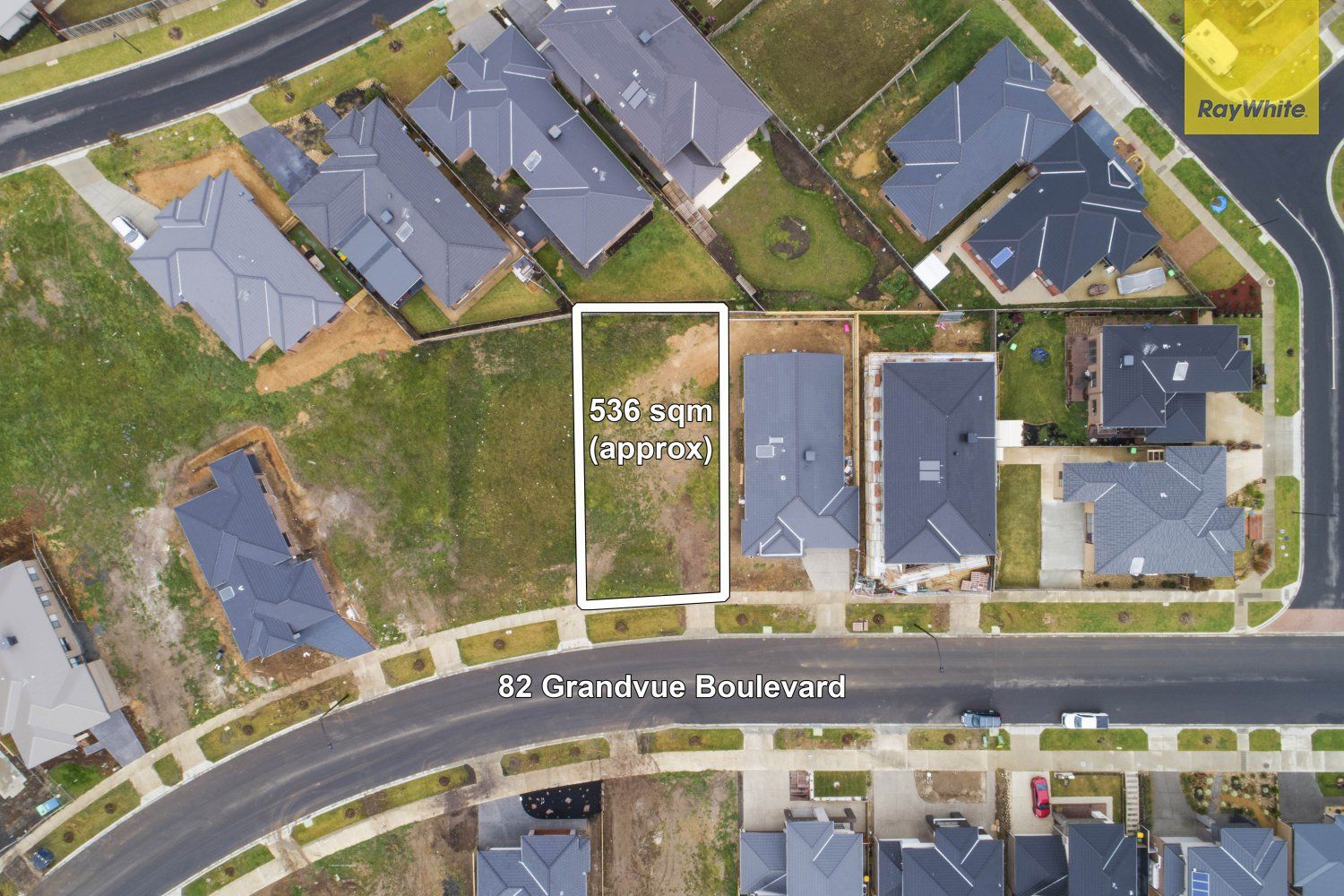 82 Grandvue Boulevard, Pakenham VIC 3810, Image 0