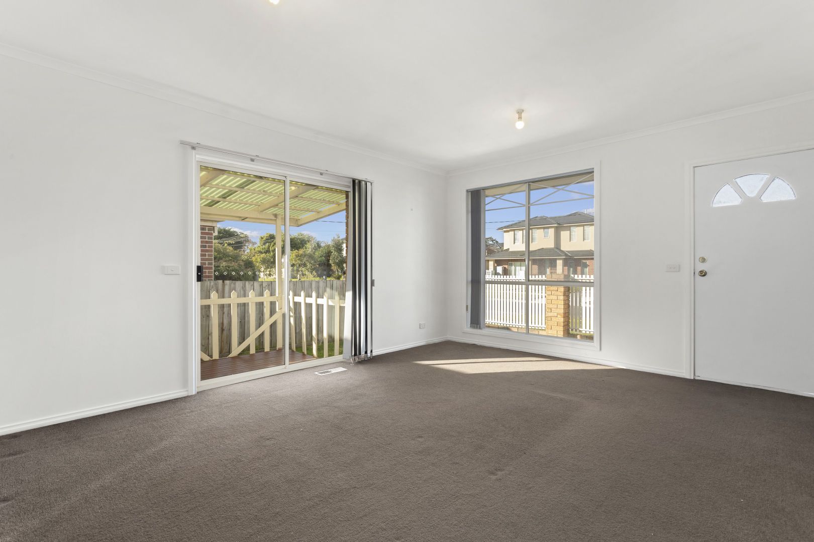 1/9 Harlington Street, Clayton VIC 3168, Image 2