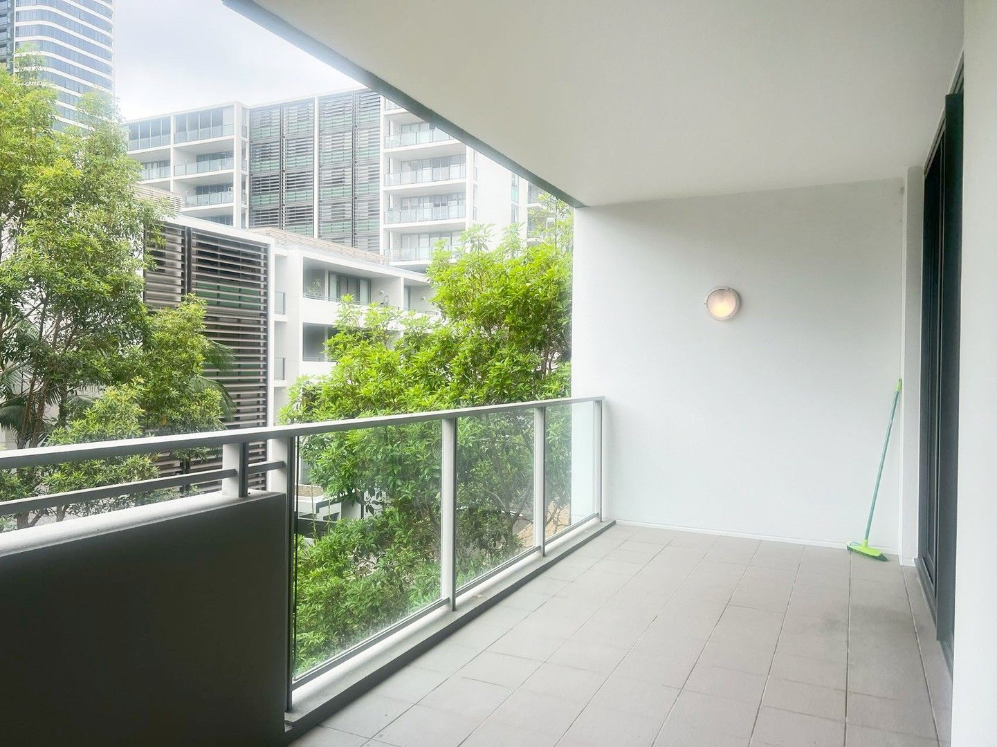 2 bedrooms Apartment / Unit / Flat in 507/19 Shoreline Drive RHODES NSW, 2138