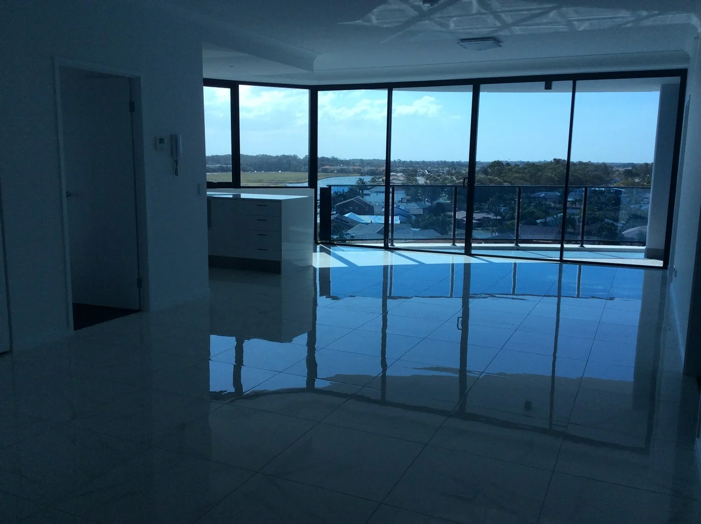 Additional image 2 of 31101/5 Harbourside Court, Biggera Waters QLD 4216