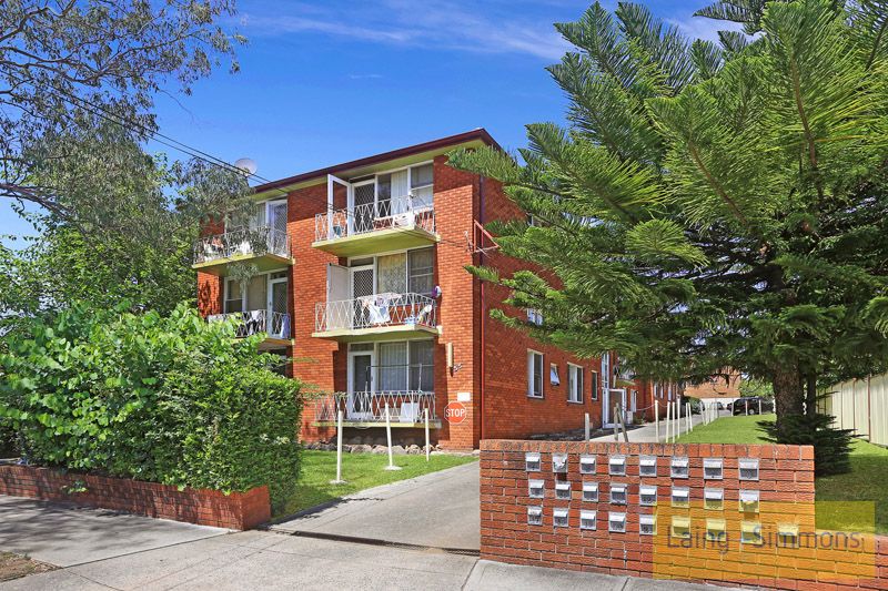 2 bedrooms Apartment / Unit / Flat in 18/55 Alice Street WILEY PARK NSW, 2195