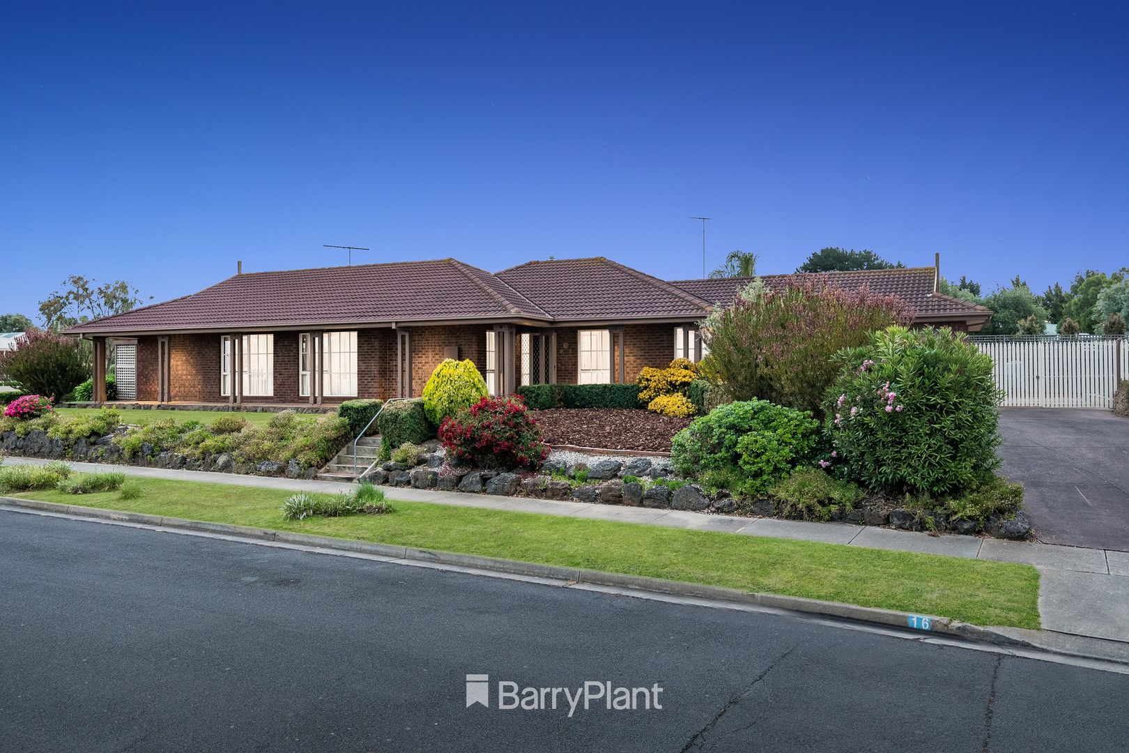 16 Bordeaux Drive, Waurn Ponds VIC 3216, Image 1