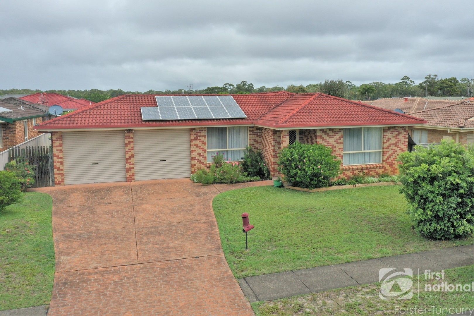 3 bedrooms House in 23 Grandis Drive TUNCURRY NSW, 2428