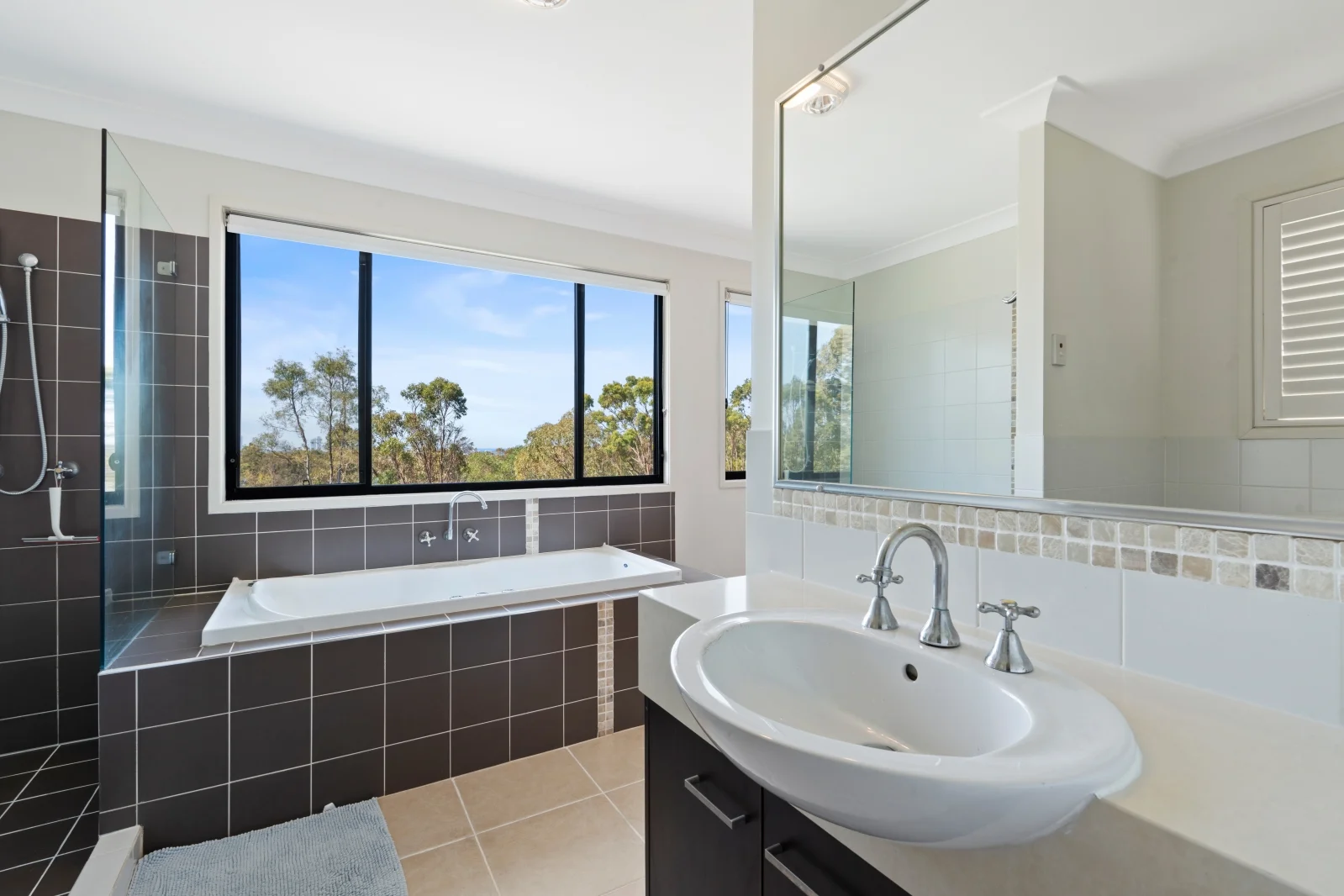 Additional image 10 of 11 Barton Street, Reedy Creek QLD 4227