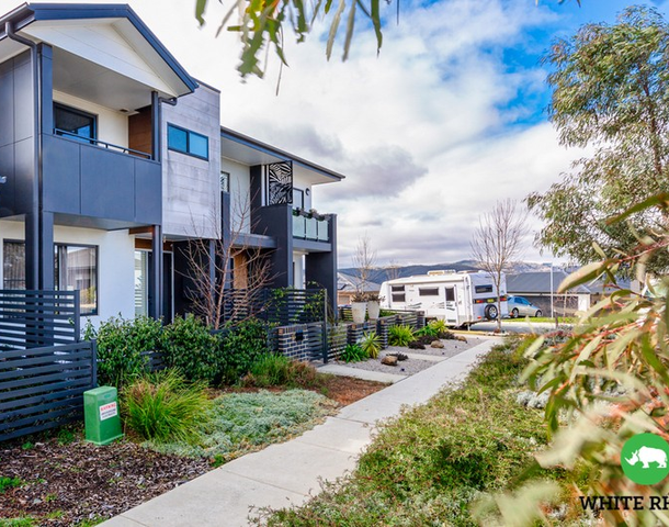 15 Hopper Walk, Googong NSW 2620