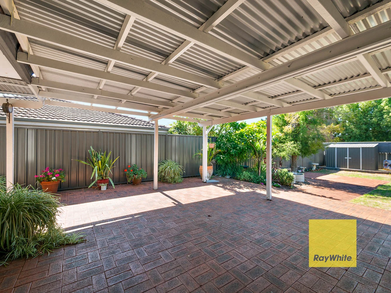 Additional image 17 of 15 Helena Crescent, Thornlie WA 6108