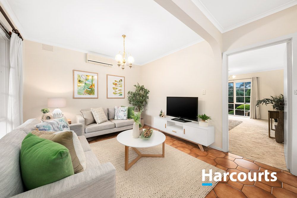 39 Chartwell Drive, Wantirna VIC 3152, Image 1