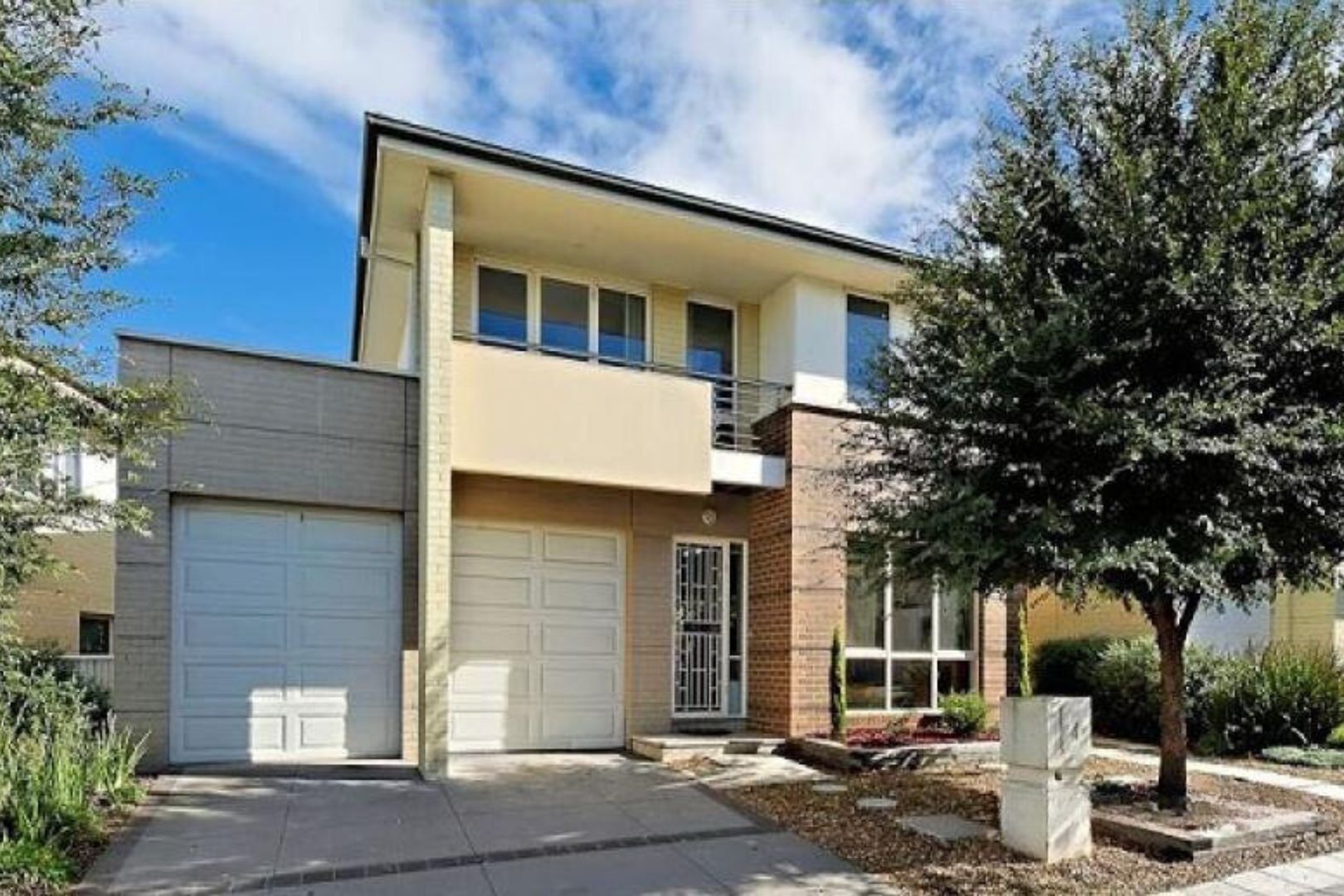 4 Colonial Place, Heatherton VIC 3202 House For Rent 800 Domain