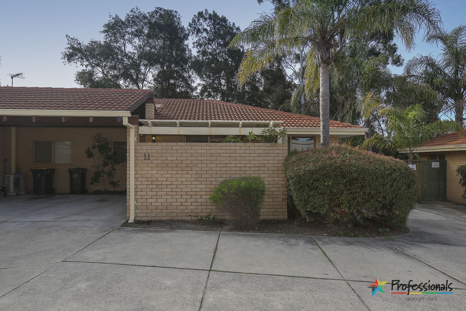 11/15 Honeysuckle Close, Ballajura WA 6066, Image 1