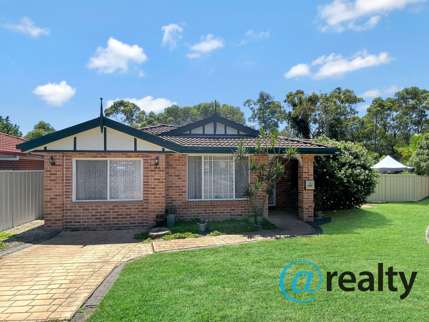 8 Myall Close, Blue Haven NSW 2262, Image 1