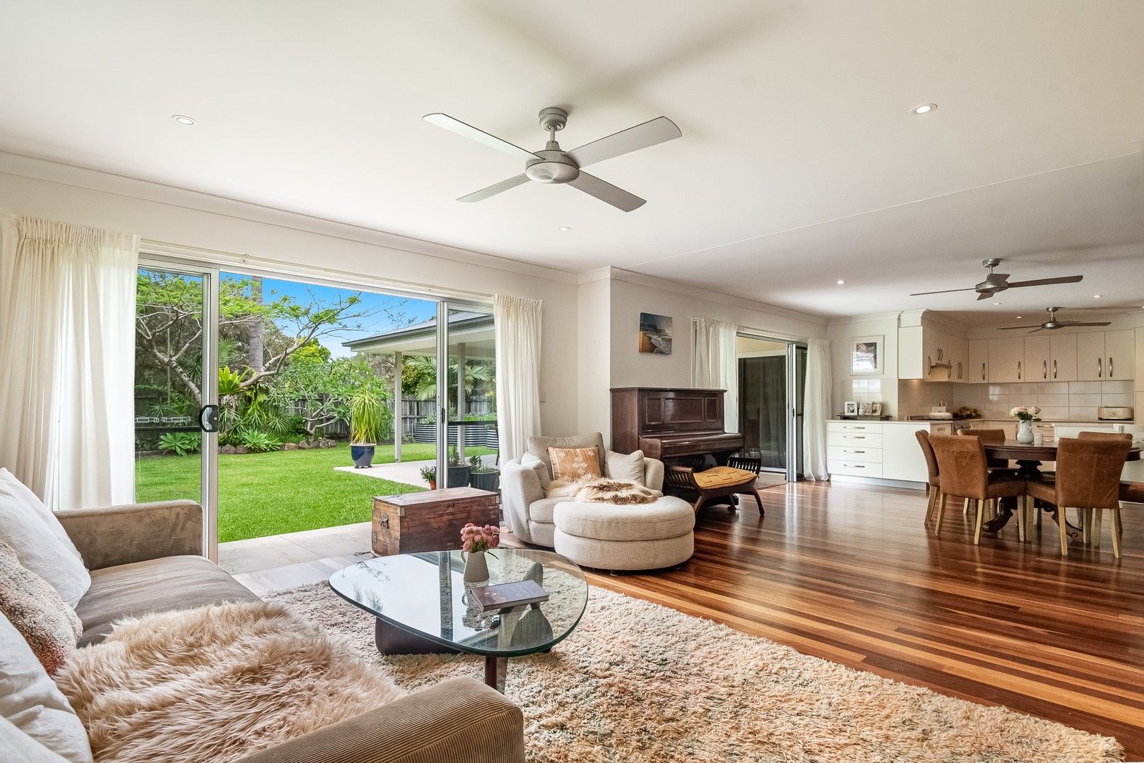 5 bedrooms House in 171 Shara Boulevard OCEAN SHORES NSW, 2483