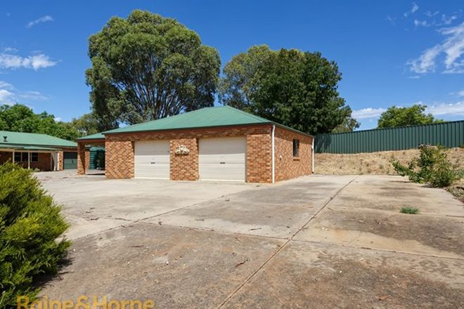 Picture of 14 Stellway Close, KOORINGAL NSW 2650