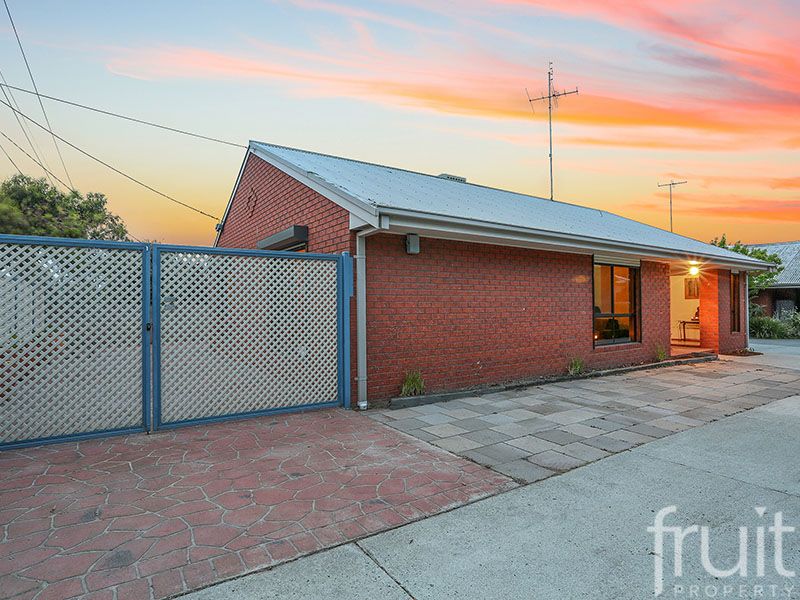 2/41 Townsend Road, Whittington VIC 3219, Image 2