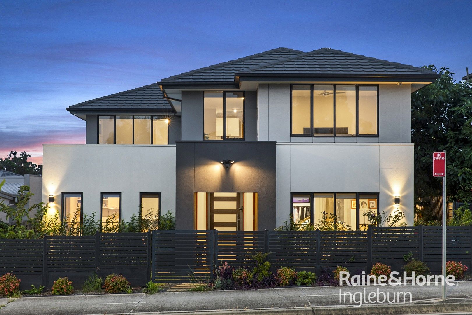 20 Isabella Crescent, Glenfield NSW 2167, Image 0