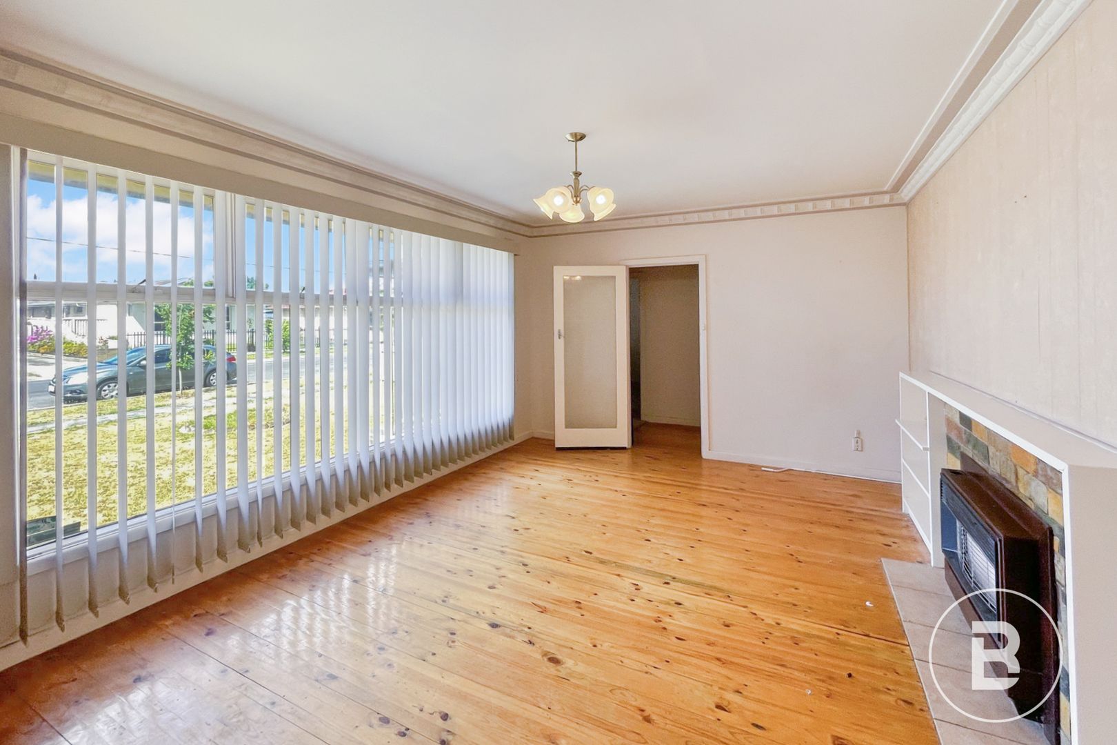 4 Cambridge Street, Wendouree VIC 3355 - House For Rent | Domain