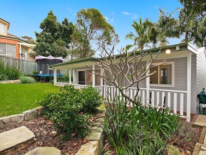 2 bedrooms Apartment / Unit / Flat in 85A Elimatta Road MONA VALE NSW, 2103