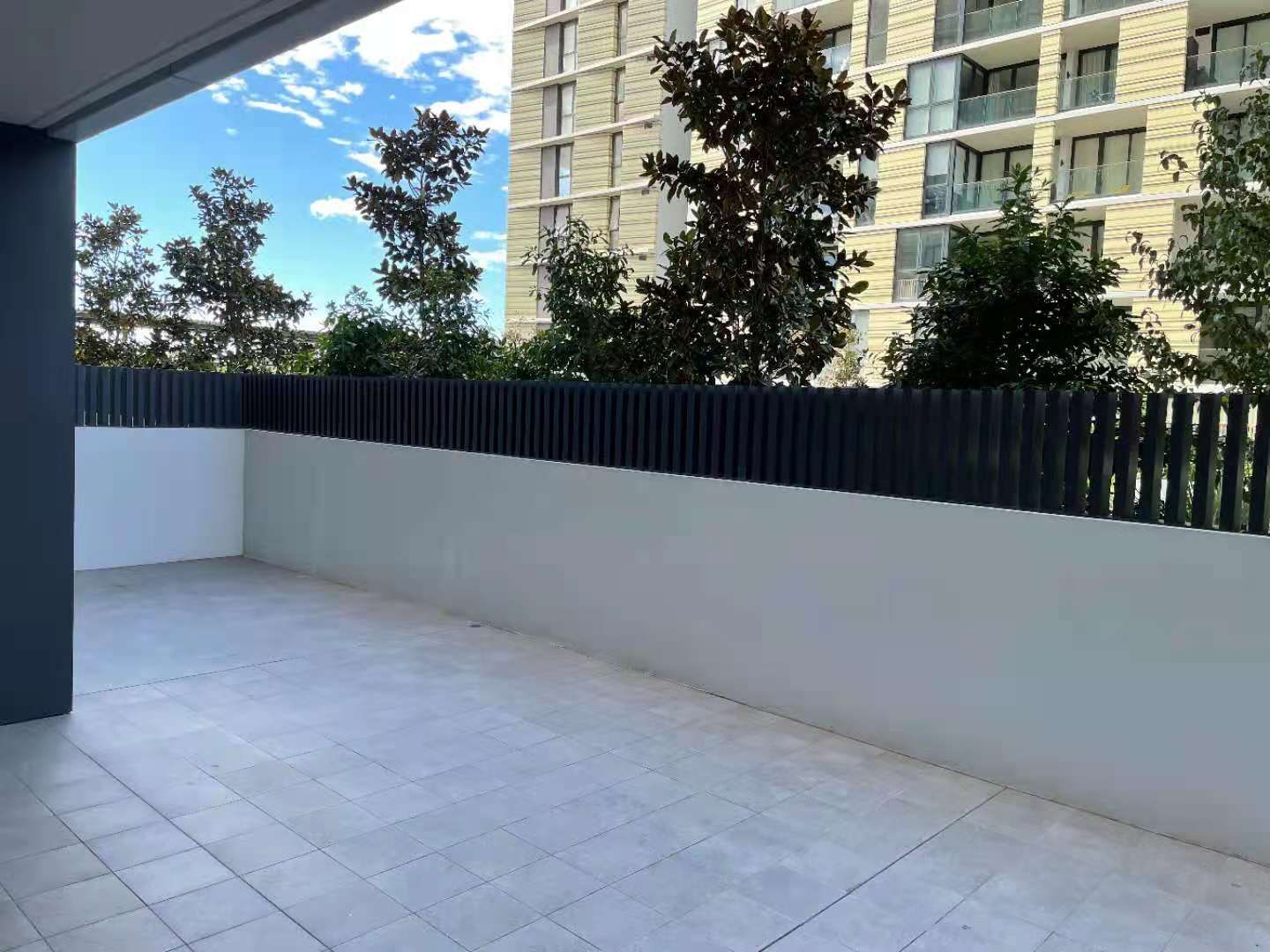 2 bedrooms Apartment / Unit / Flat in 206/27 Halifax MACQUARIE PARK NSW, 2113