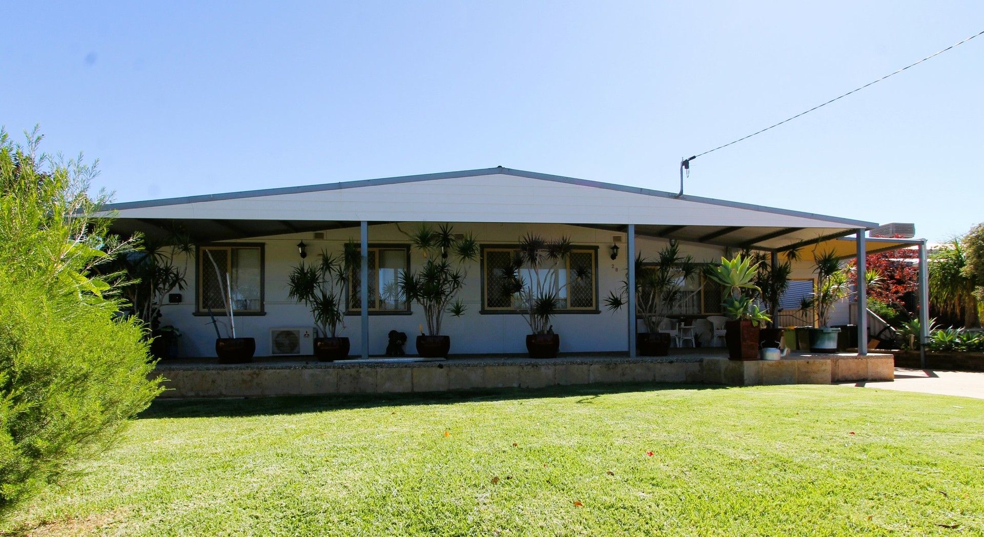 28 Snell St, Merredin WA 6415, Image 0