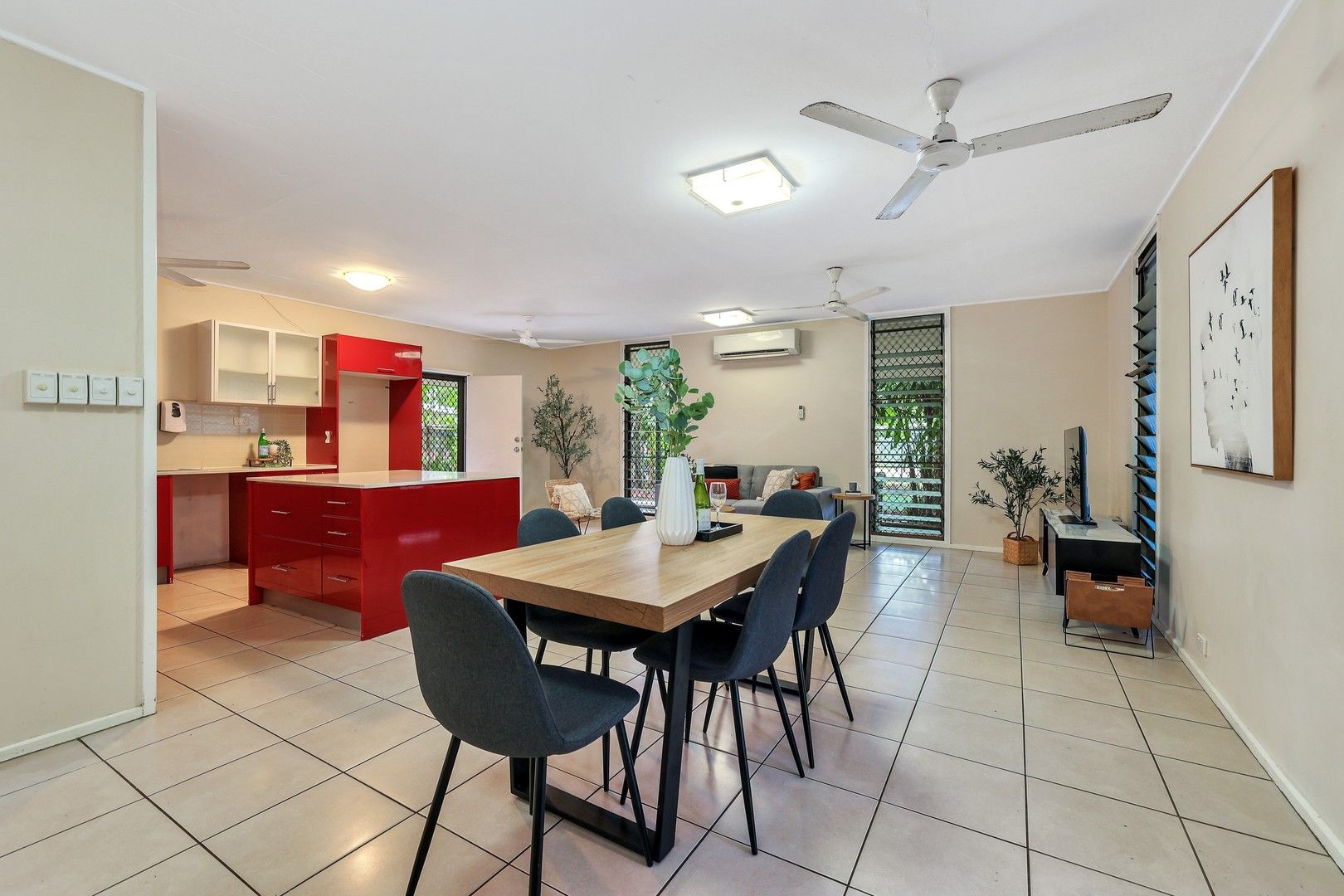 3 bedrooms House in 2 Woolwonga Court ANULA NT, 0812