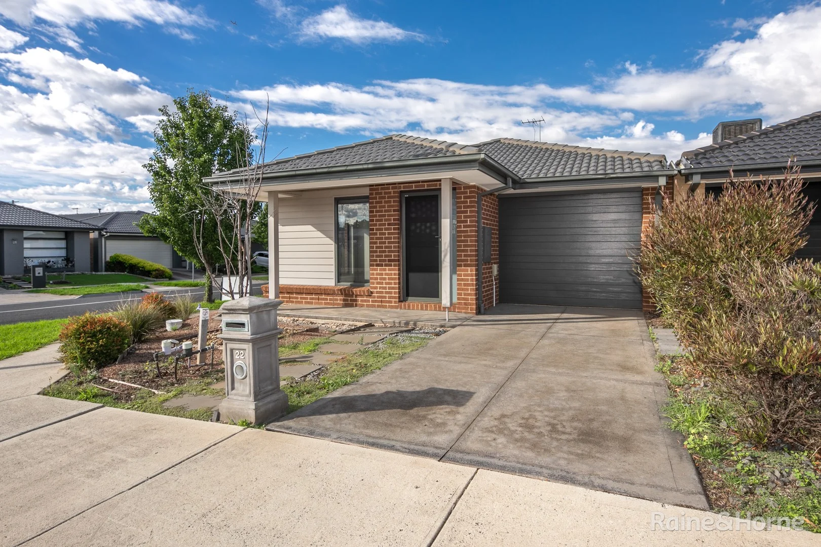22 Rockfern Crescent, Diggers Rest VIC 3427